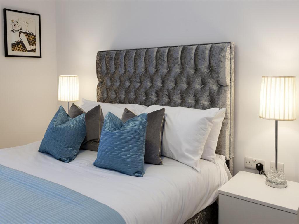 Exclusive Tower Bridge Apartment ลอนดอน ภายนอก รูปภาพ